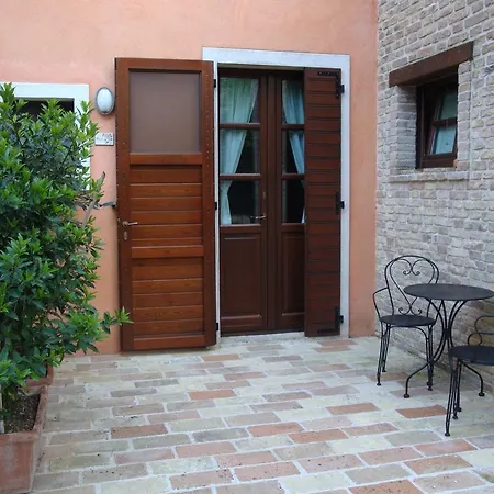 Alloggio per agriturismo Rustico Del Conero *